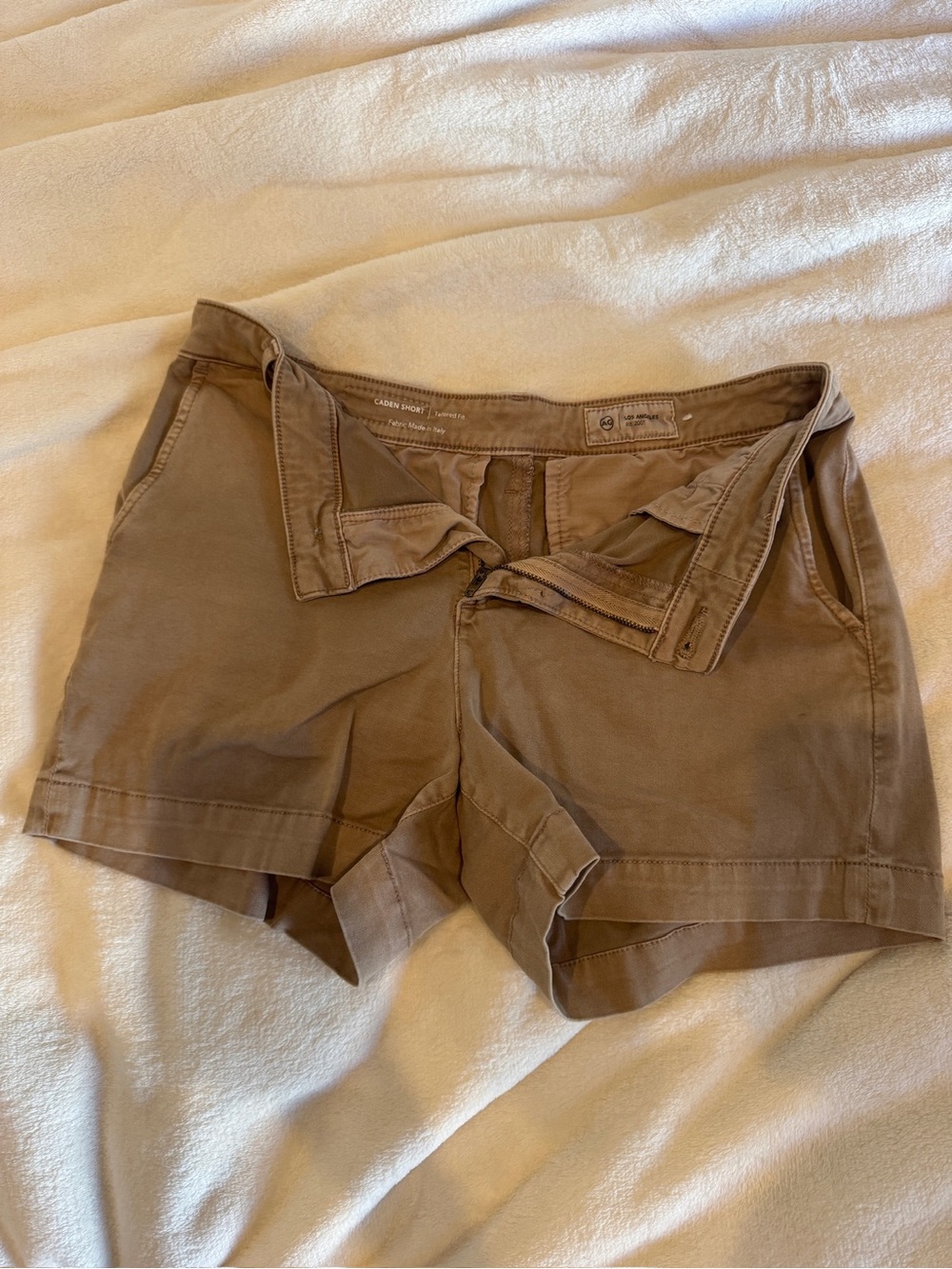 AG Utility Cotton Blend Shorts in Olive Brown